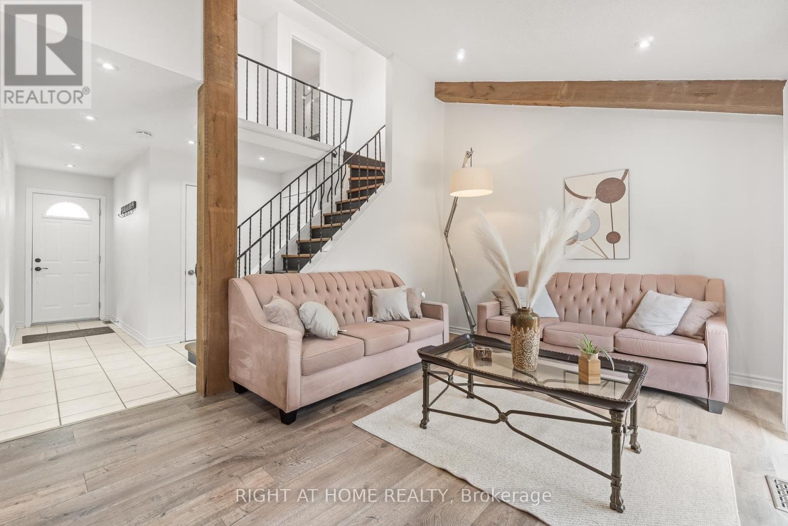 












55 COWAN ROAD N

,
Brampton (Brampton West),




Ontario
L6X2P9

