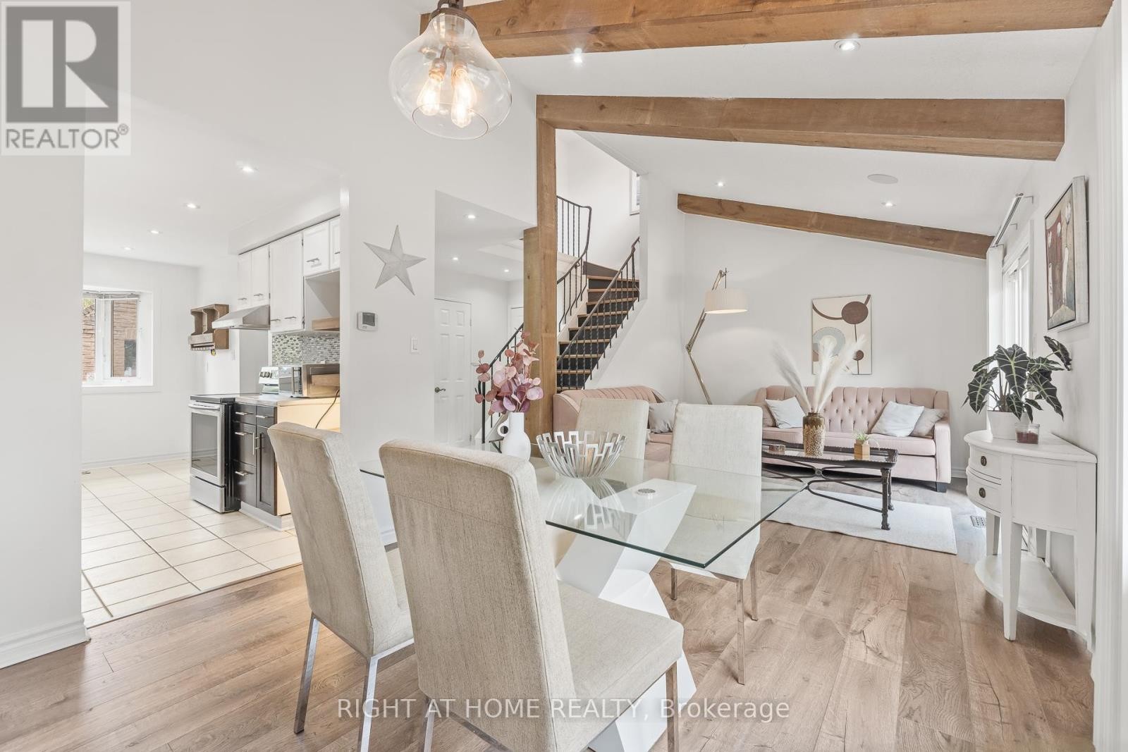












55 COWAN ROAD N

,
Brampton (Brampton West),




Ontario
L6X2P9

