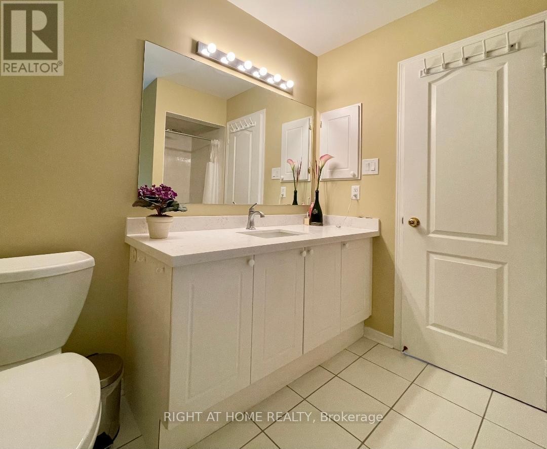 












845 MAYS CRESCENT

,
Mississauga (East Credit),




Ontario
L5V2G6

