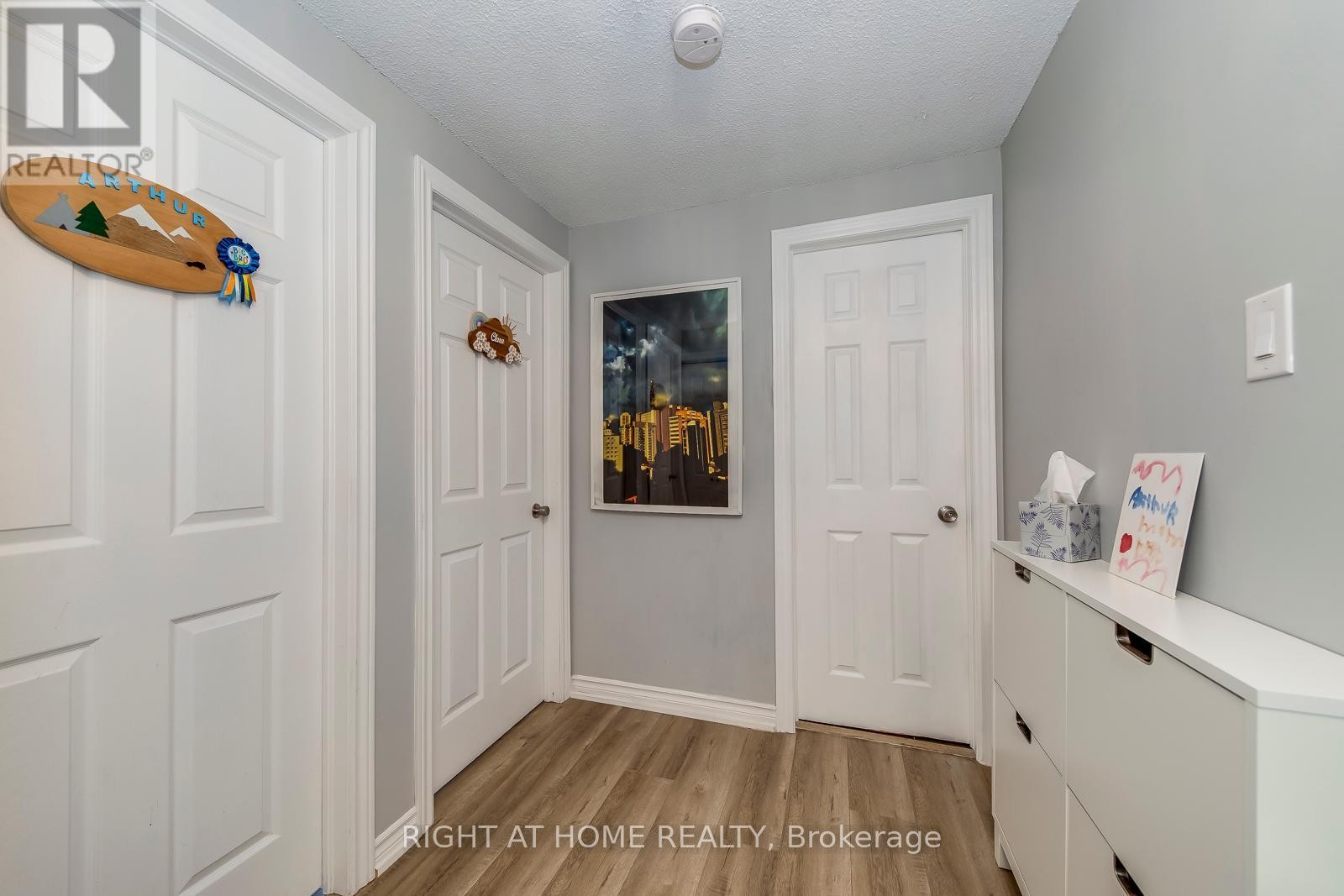 












132 ASHTON CRESCENT

,
Brampton (Central Park),




Ontario
L6S3J9

