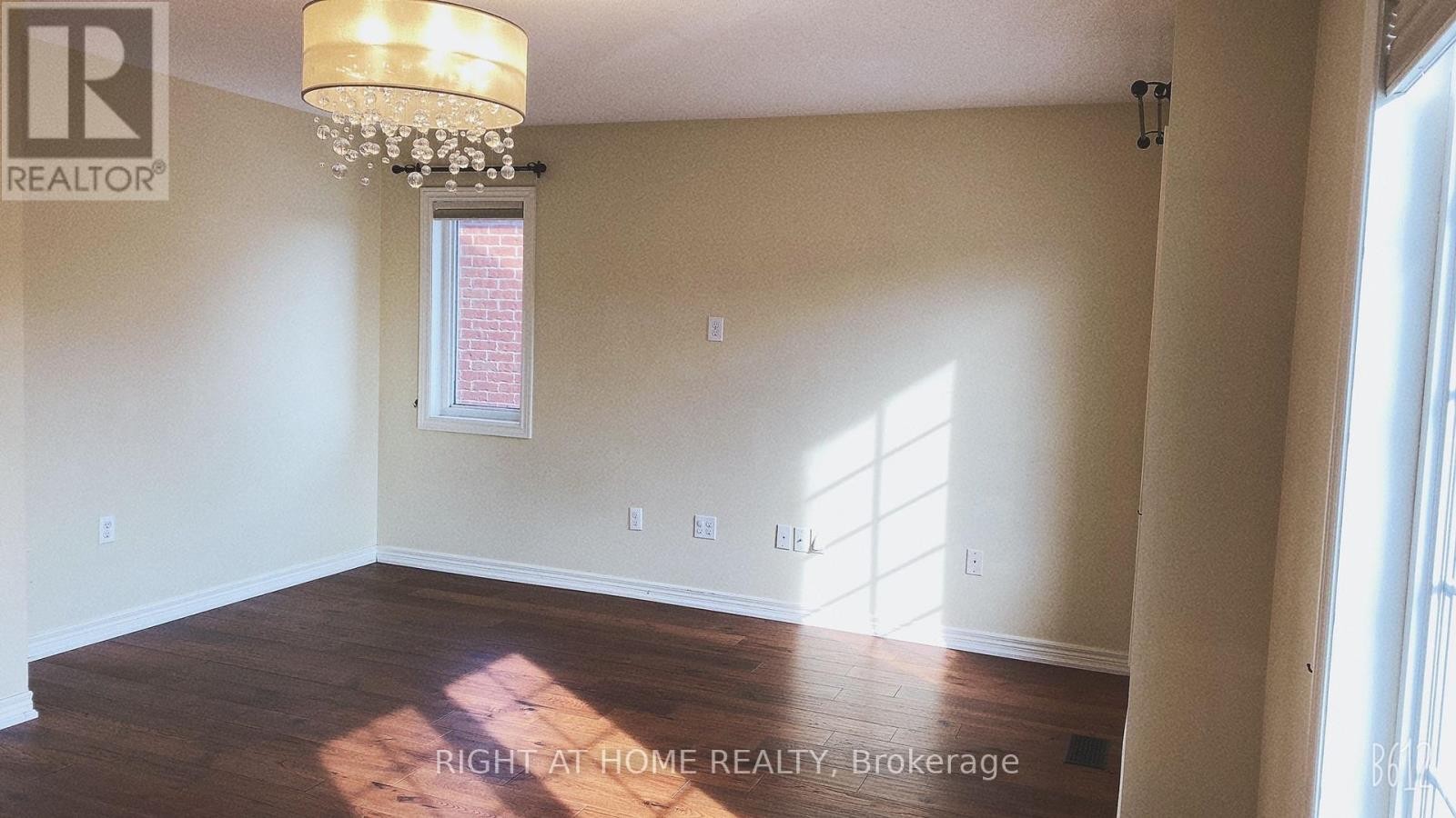 












4700 CENTRETOWN WAY

,
Mississauga (Hurontario),




Ontario
L5R0C9

