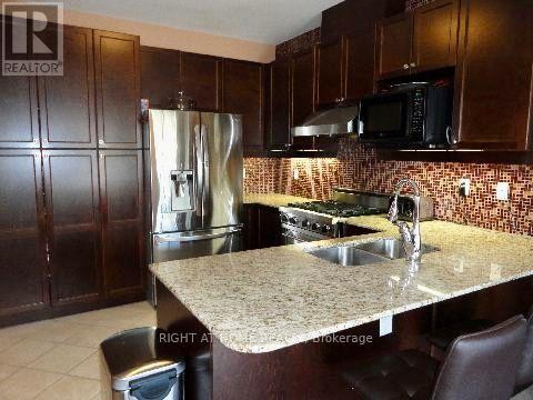 












4700 CENTRETOWN WAY

,
Mississauga (Hurontario),




Ontario
L5R0C9

