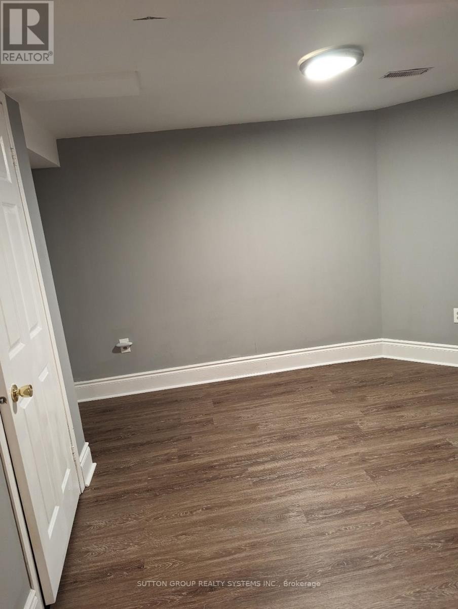 












6005 TENTH LINE W

,
Mississauga (Lisgar),




Ontario
L5N5S6

