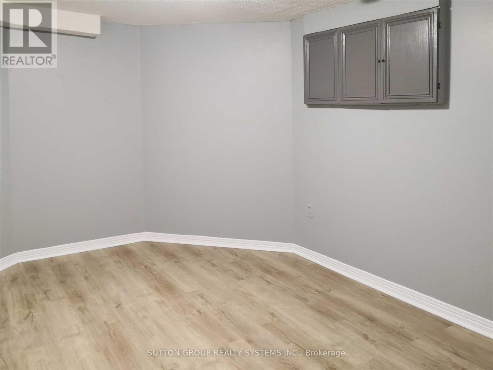 












6005 TENTH LINE W

,
Mississauga (Lisgar),




Ontario
L5N5S6

