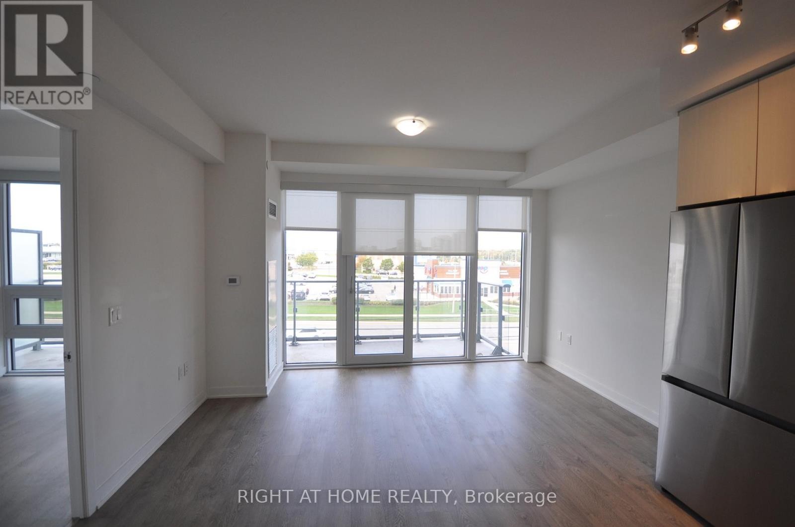 












308 - 4675 METCALFE AVENUE

,
Mississauga (Central Erin Mills),




Ontario
L5M0Z8


