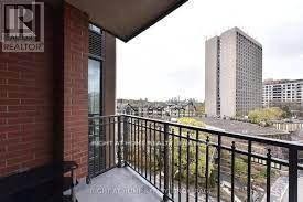 












612 - 30 OLD MILL ROAD N

,
Toronto (Kingsway South),




Ontario
M8X1A2

