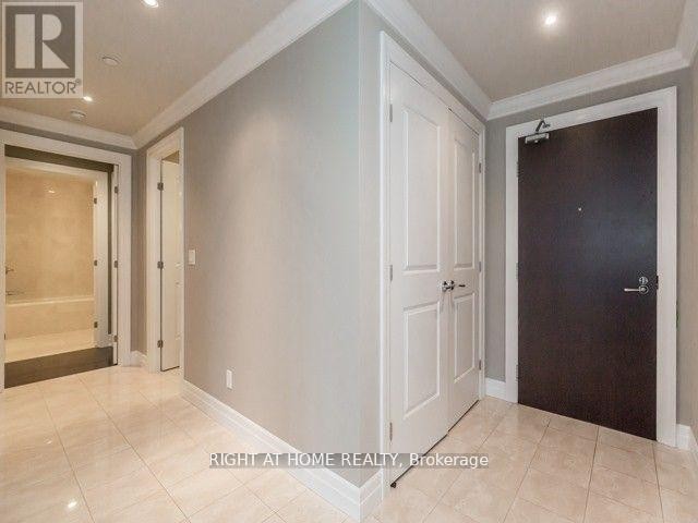 












612 - 30 OLD MILL ROAD N

,
Toronto (Kingsway South),




Ontario
M8X1A2

