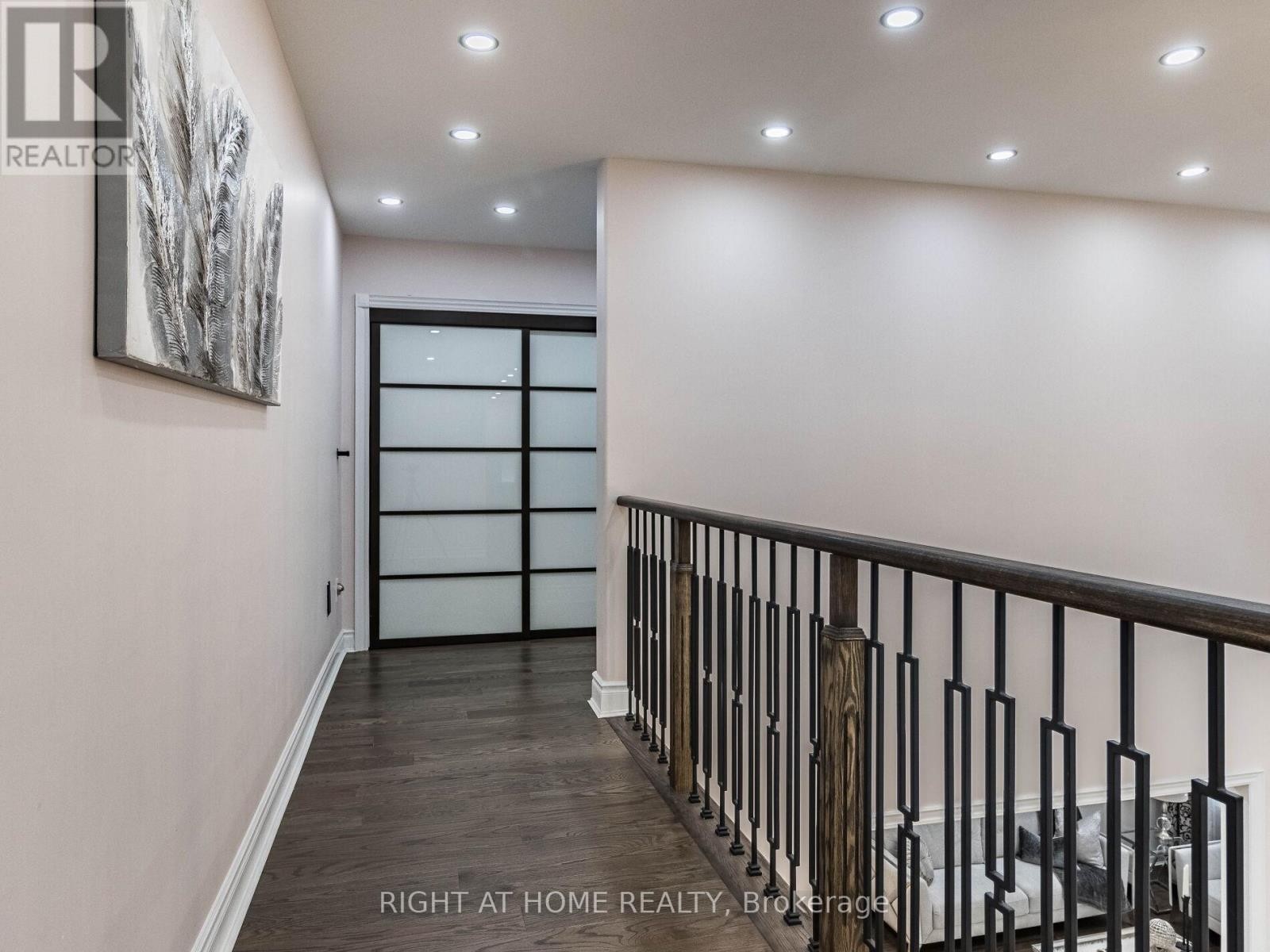 












3176 STOCKSBRIDGE AVENUE

,
Oakville (BC Bronte Creek),




Ontario
L6M0A7

