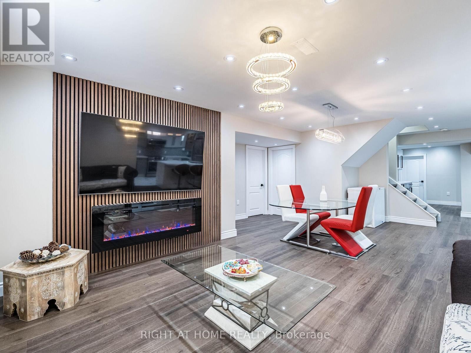 












3176 STOCKSBRIDGE AVENUE

,
Oakville (BC Bronte Creek),




Ontario
L6M0A7

