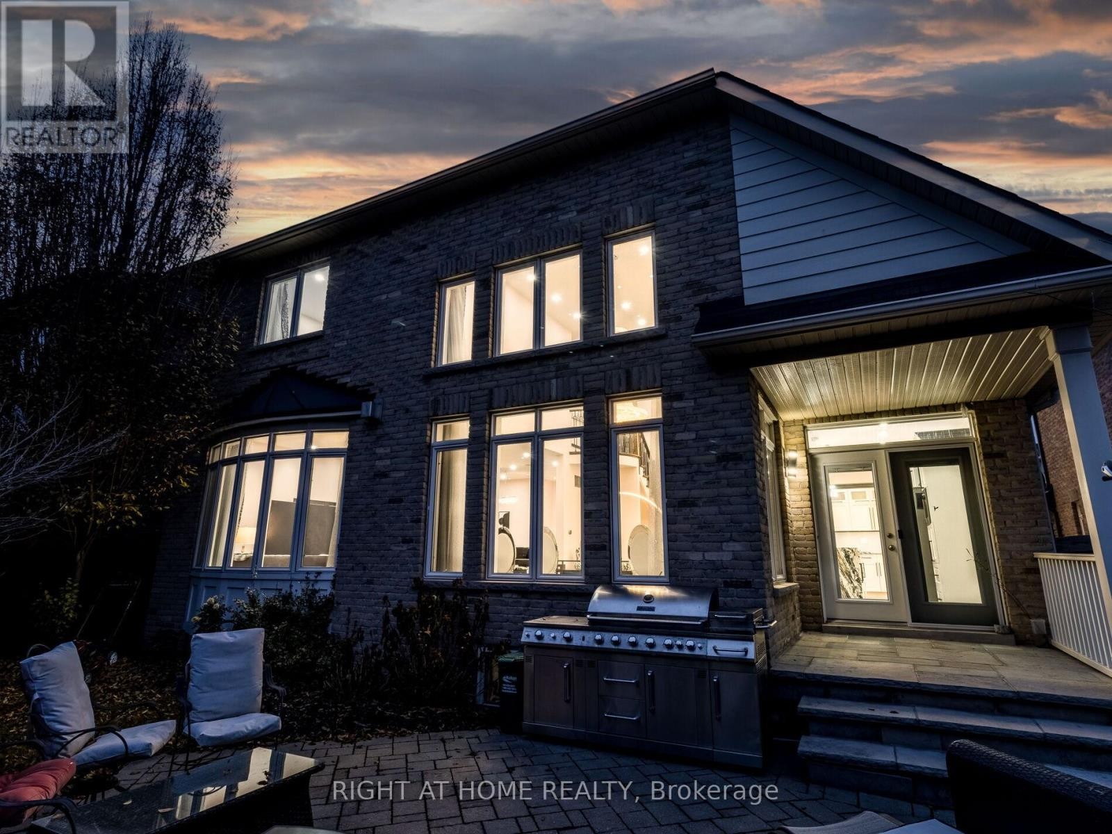 












3176 STOCKSBRIDGE AVENUE

,
Oakville (BC Bronte Creek),




Ontario
L6M0A7

