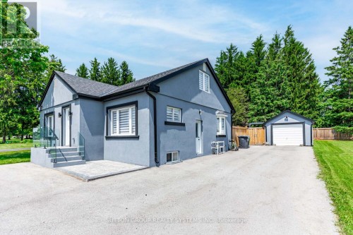 
															
													
													
													18493 HURONTARIO STREET
													
												
												Caledon (Caledon Village),
												Ontario 