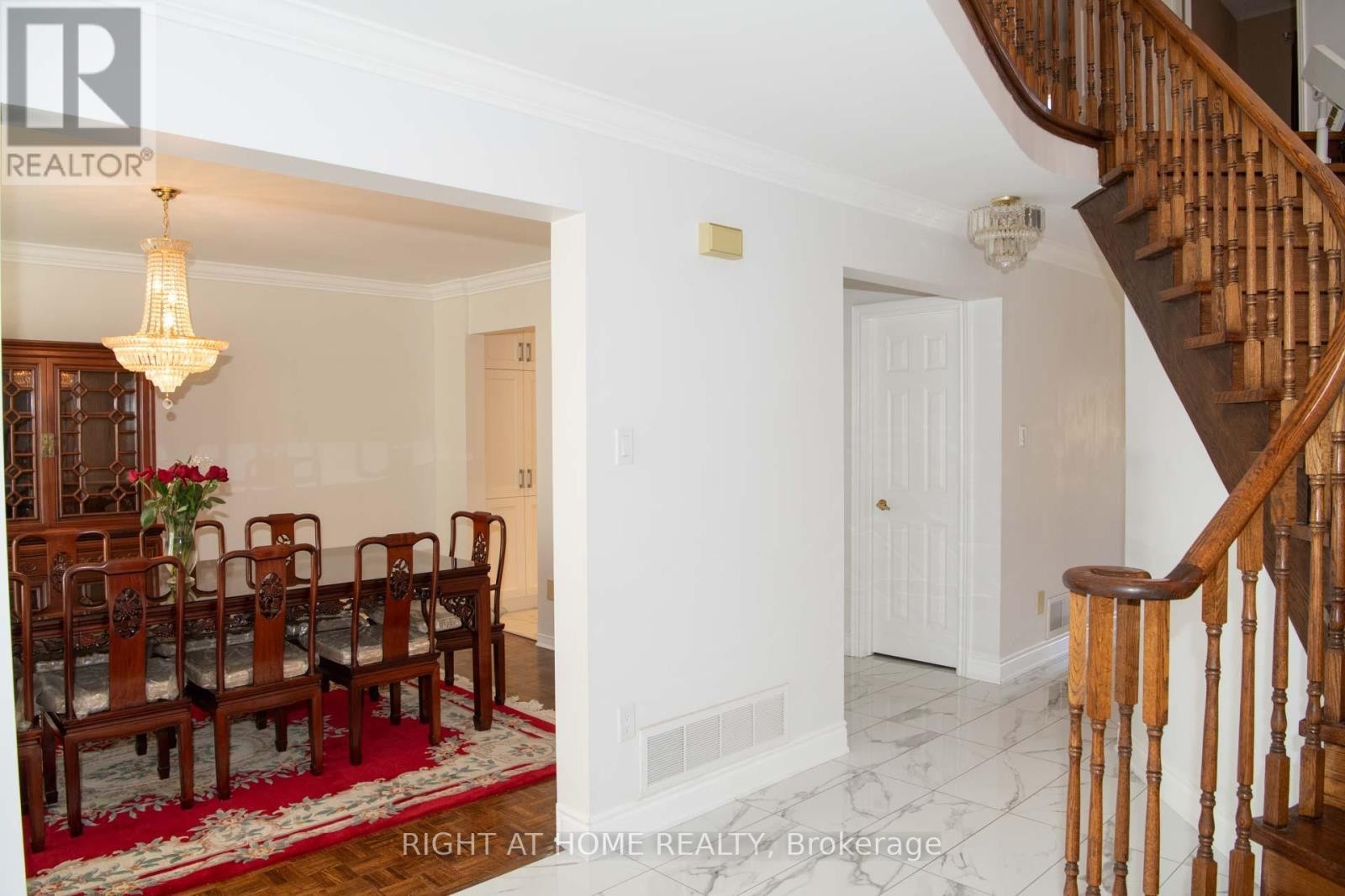 












348 NAHANI WAY

,
Mississauga (Hurontario),




Ontario
L4Z3B4

