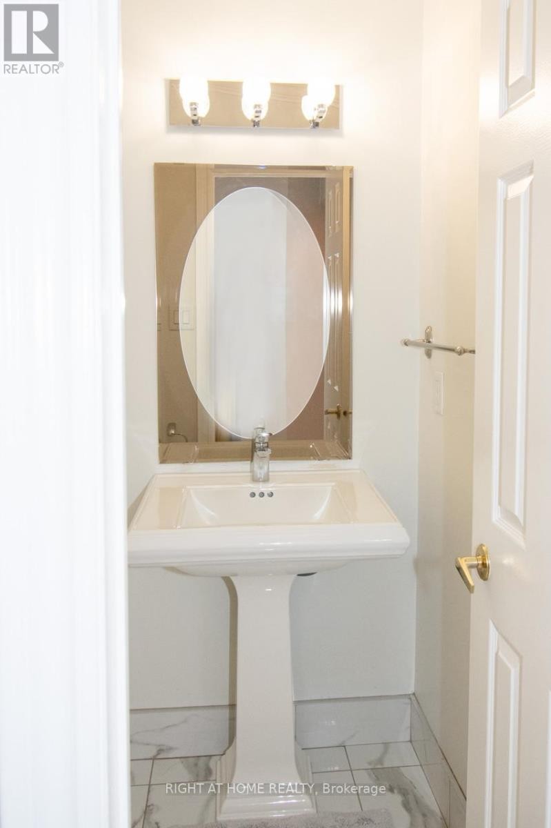 












348 NAHANI WAY

,
Mississauga (Hurontario),




Ontario
L4Z3B4

