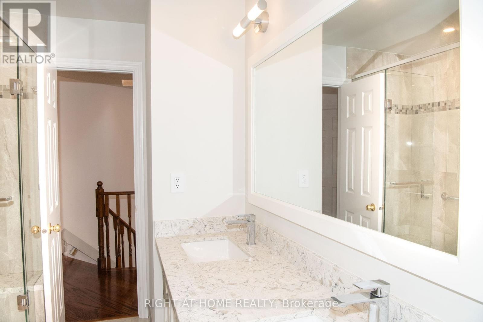 












348 NAHANI WAY

,
Mississauga (Hurontario),




Ontario
L4Z3B4

