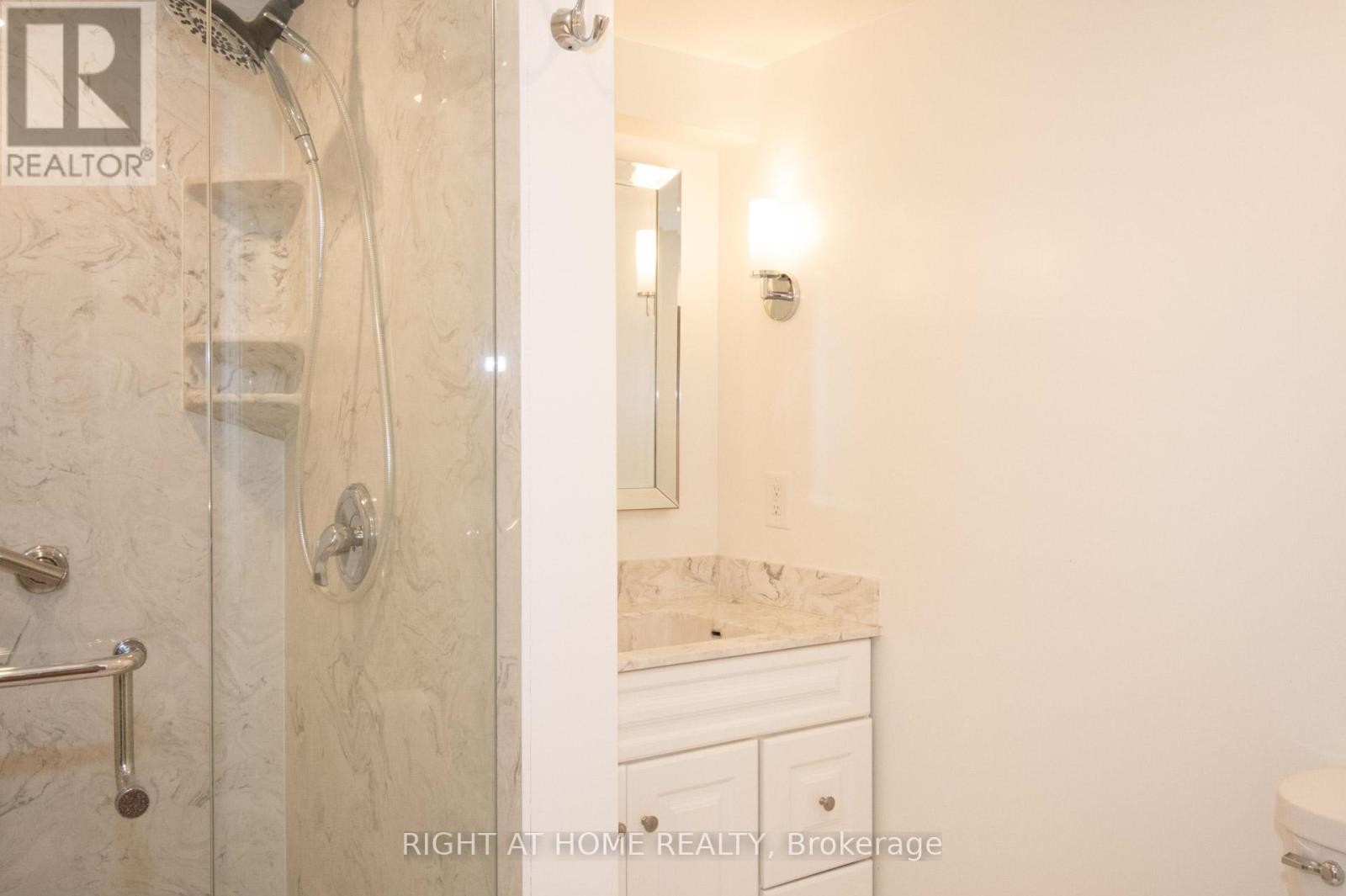 












348 NAHANI WAY

,
Mississauga (Hurontario),




Ontario
L4Z3B4

