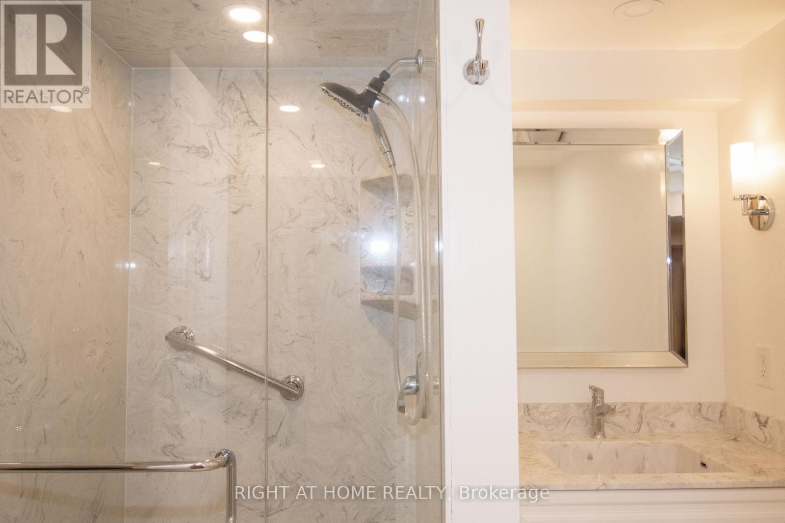 












348 NAHANI WAY

,
Mississauga (Hurontario),




Ontario
L4Z3B4

