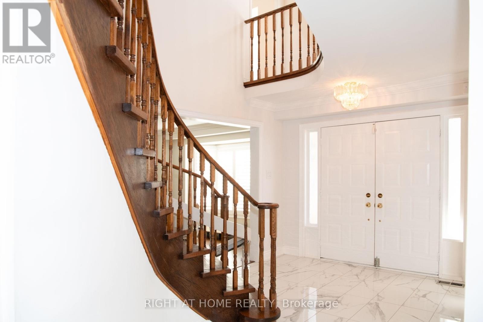 












348 NAHANI WAY

,
Mississauga (Hurontario),




Ontario
L4Z3B4

