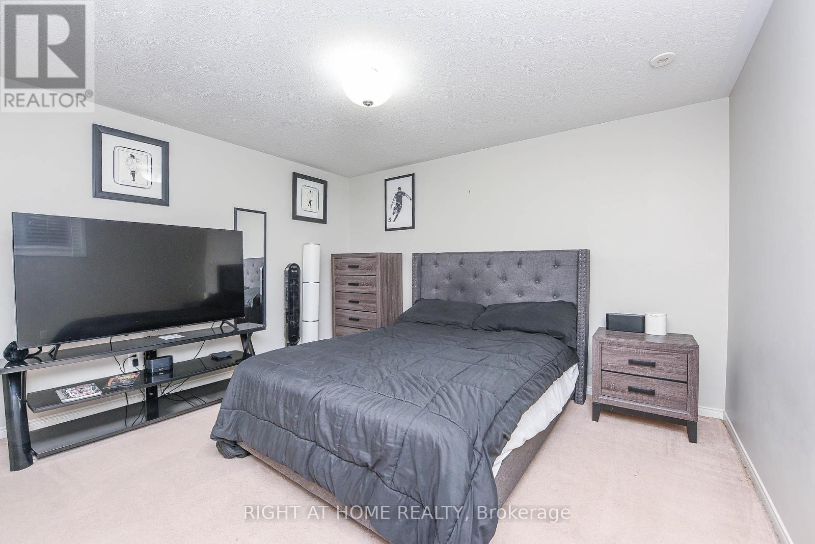 












13 - 3335 THOMAS STREET

,
Mississauga (Churchill Meadows),




Ontario
L5M0N7

