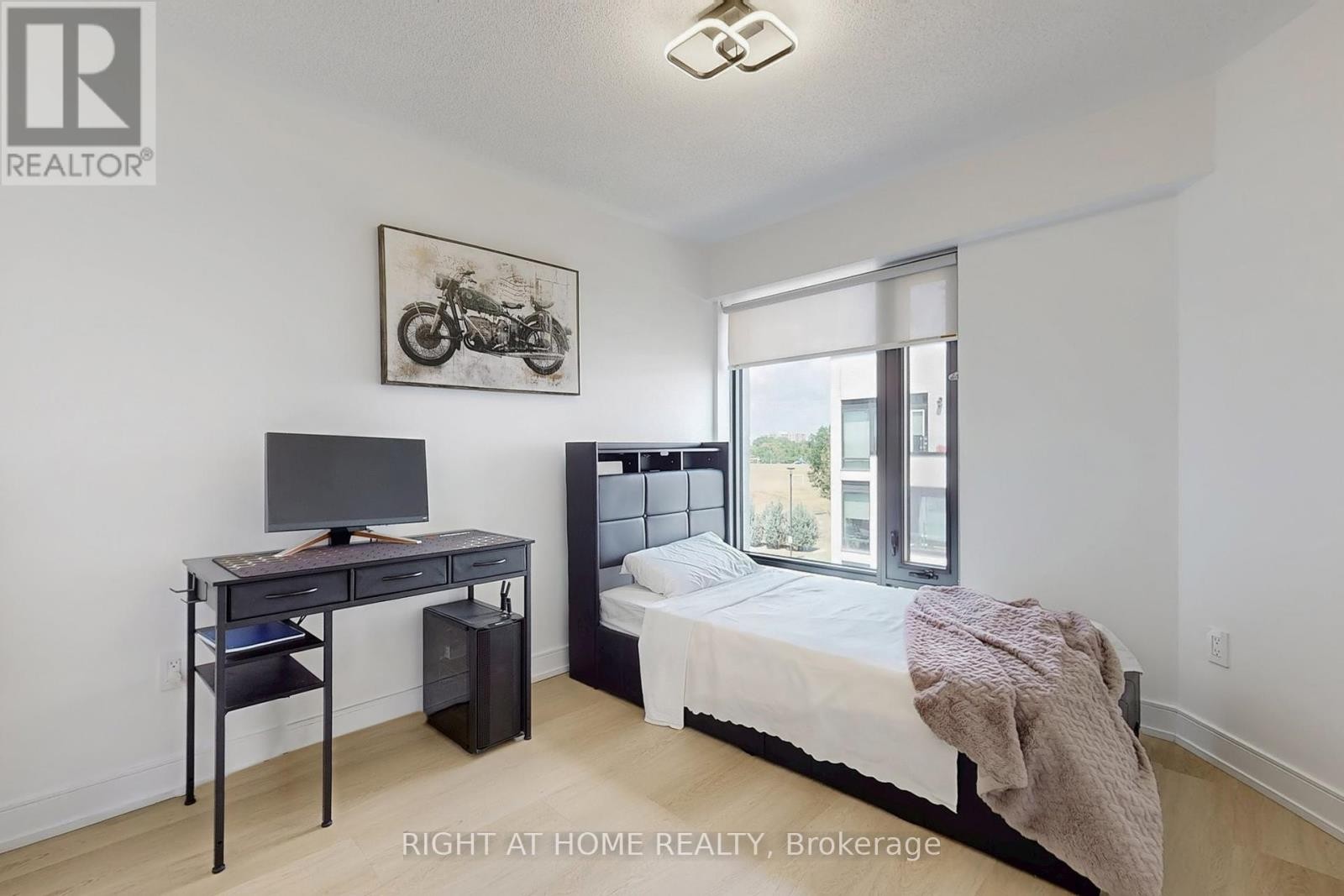 












710 - 138 WIDDICOMBE HILL BOULEVARD

,
Toronto (Willowridge-Martingrove-Richview),




Ontario
M9R4A6


