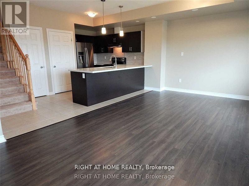 












29-04 - 2420 BARONWOOD DRIVE

,
Oakville (WM Westmount),




Ontario
L6M0X6

