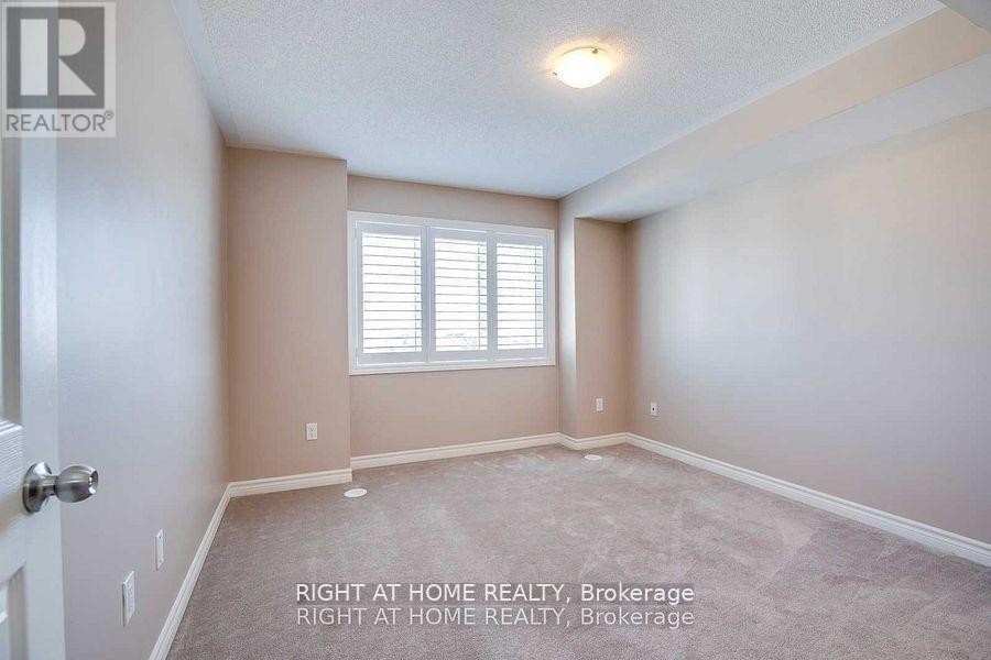 












29-04 - 2420 BARONWOOD DRIVE

,
Oakville (WM Westmount),




Ontario
L6M0X6

