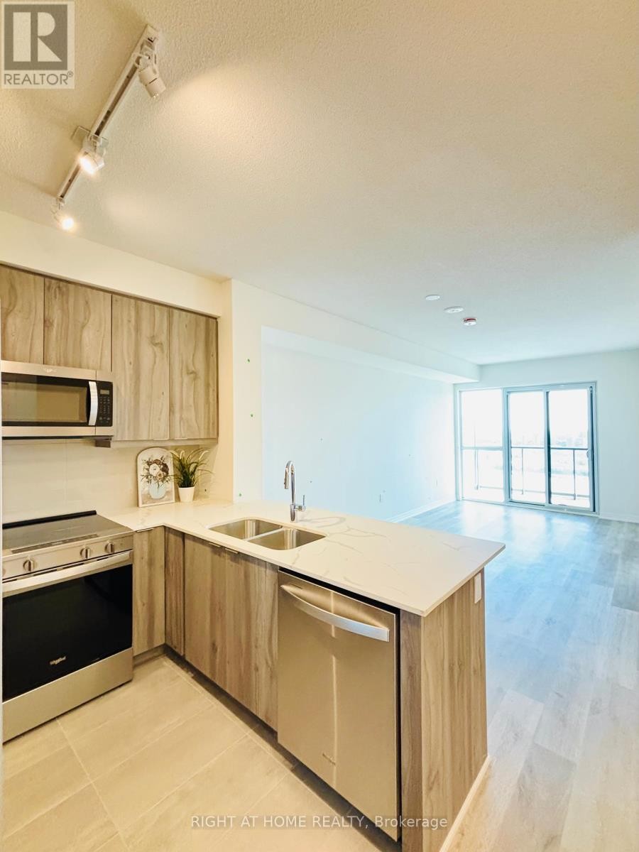 












2403 - 15 WATERGARDEN DRIVE

,
Mississauga (Hurontario),




Ontario
L5R0H4

