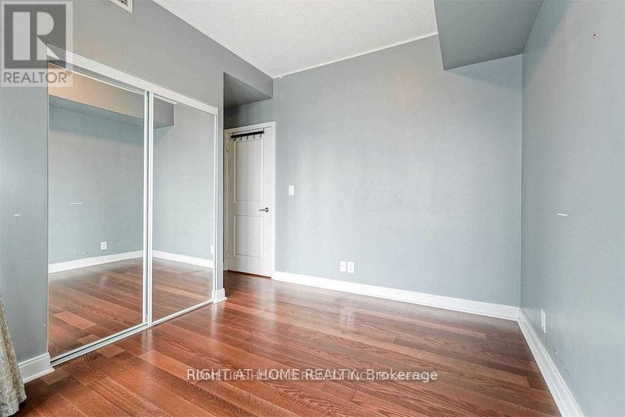 












706 - 80 ABSOLUTE AVENUE

,
Mississauga (City Centre),




Ontario
L4Z0A5

