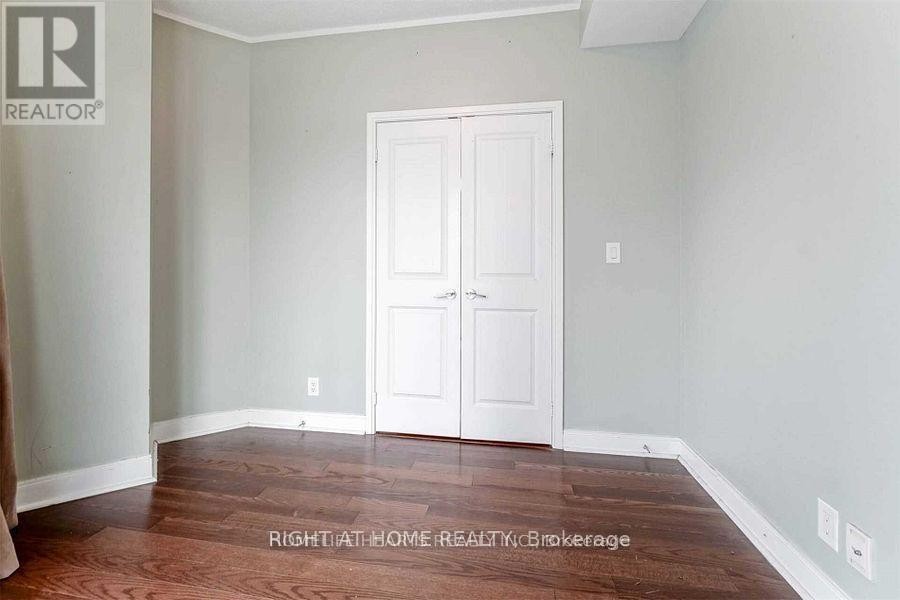 












706 - 80 ABSOLUTE AVENUE

,
Mississauga (City Centre),




Ontario
L4Z0A5

