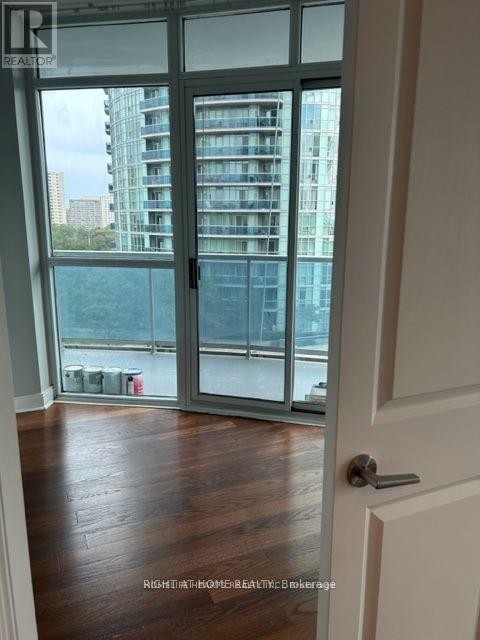 












706 - 80 ABSOLUTE AVENUE

,
Mississauga (City Centre),




Ontario
L4Z0A5

