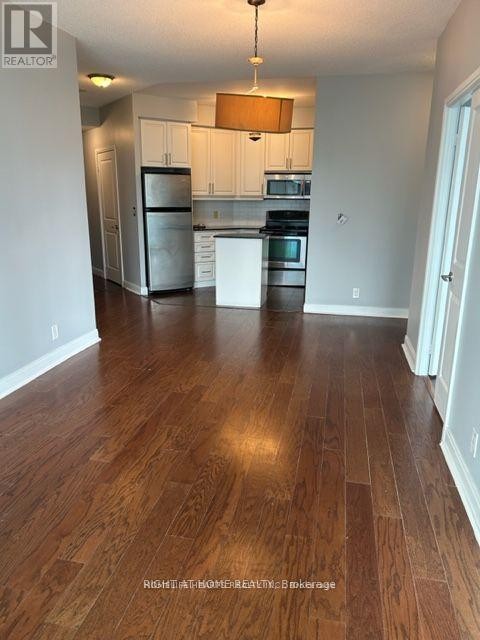 












706 - 80 ABSOLUTE AVENUE

,
Mississauga (City Centre),




Ontario
L4Z0A5

