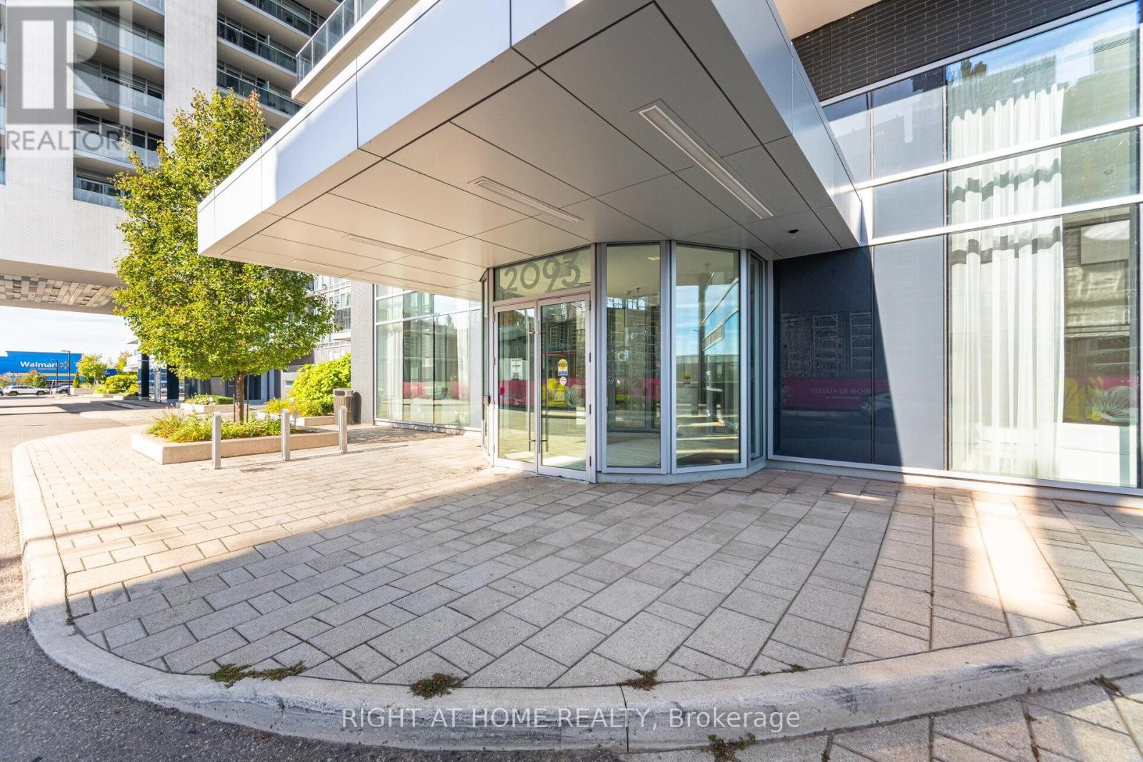 












1003 - 2093 FAIRVIEW STREET

,
Burlington (Freeman),




Ontario
L7R0E6


