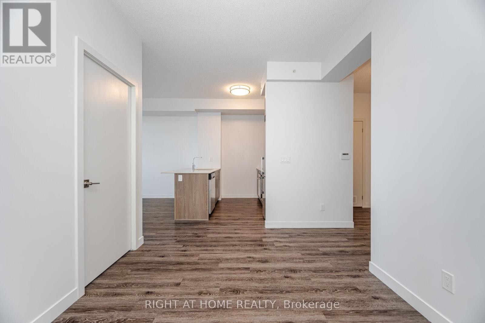 












1003 - 2093 FAIRVIEW STREET

,
Burlington (Freeman),




Ontario
L7R0E6

