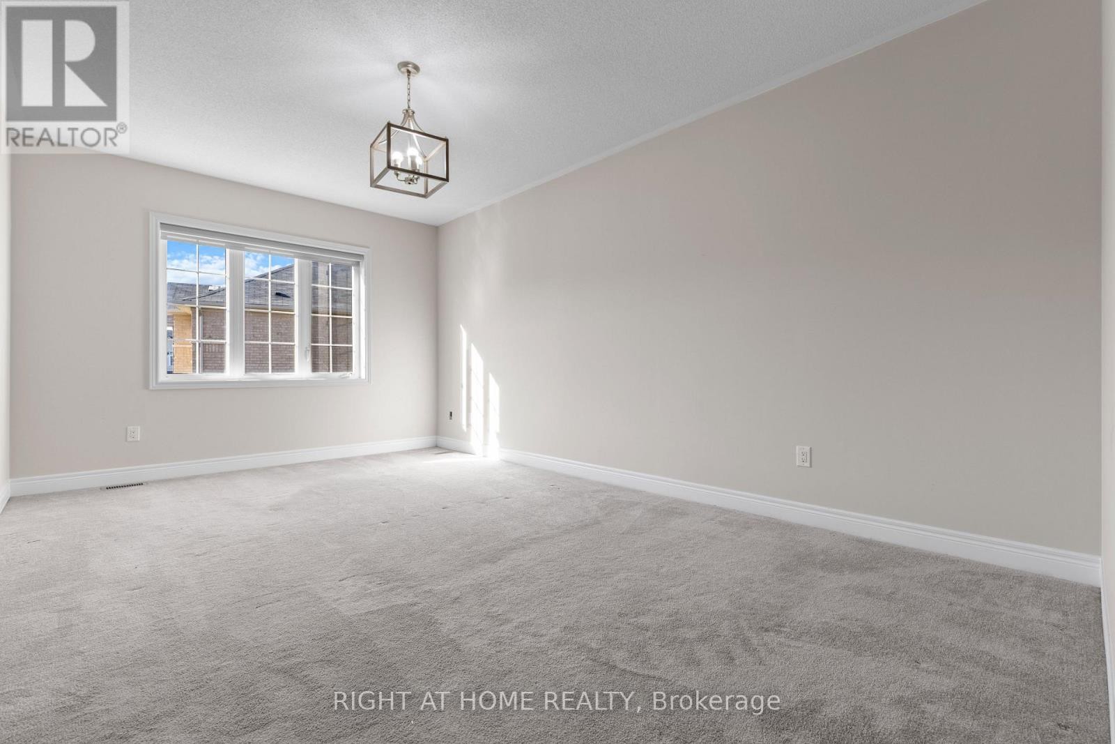 












23 DUFFEL CRESCENT

,
Halton Hills (Georgetown),




Ontario
L7G0H7

