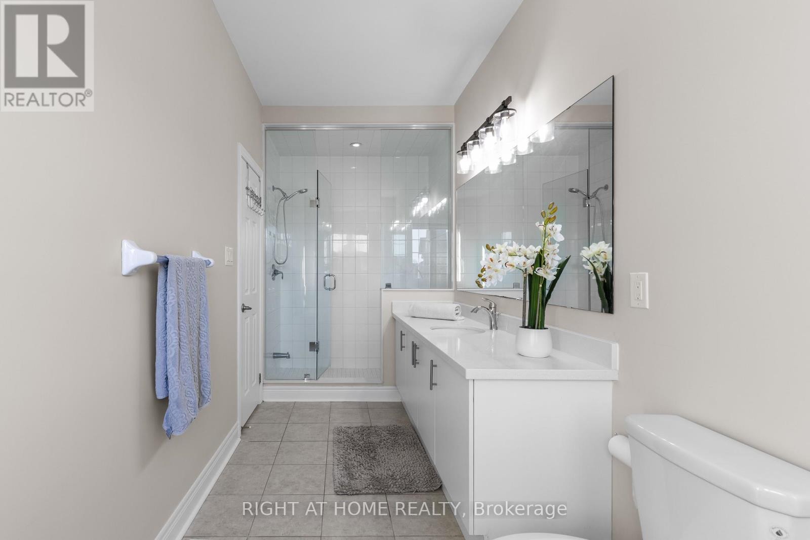 












23 DUFFEL CRESCENT

,
Halton Hills (Georgetown),




Ontario
L7G0H7

