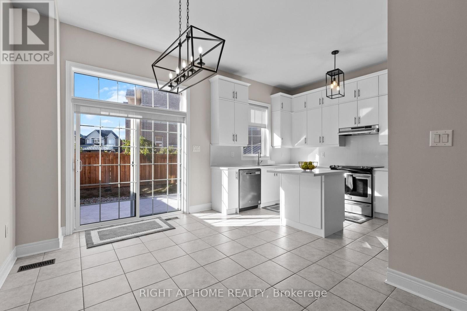 












23 DUFFEL CRESCENT

,
Halton Hills (Georgetown),




Ontario
L7G0H7

