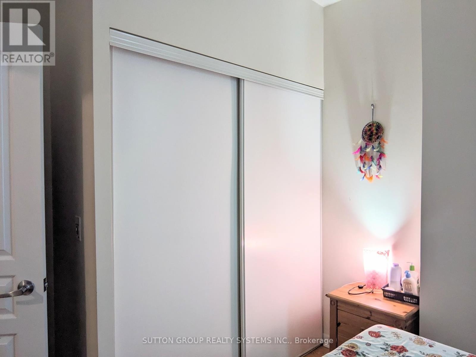 












2003 - 225 WEBB DRIVE

,
Mississauga (City Centre),




Ontario
L5B4P2

