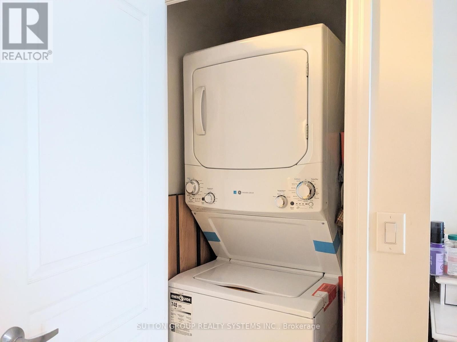 












2003 - 225 WEBB DRIVE

,
Mississauga (City Centre),




Ontario
L5B4P2

