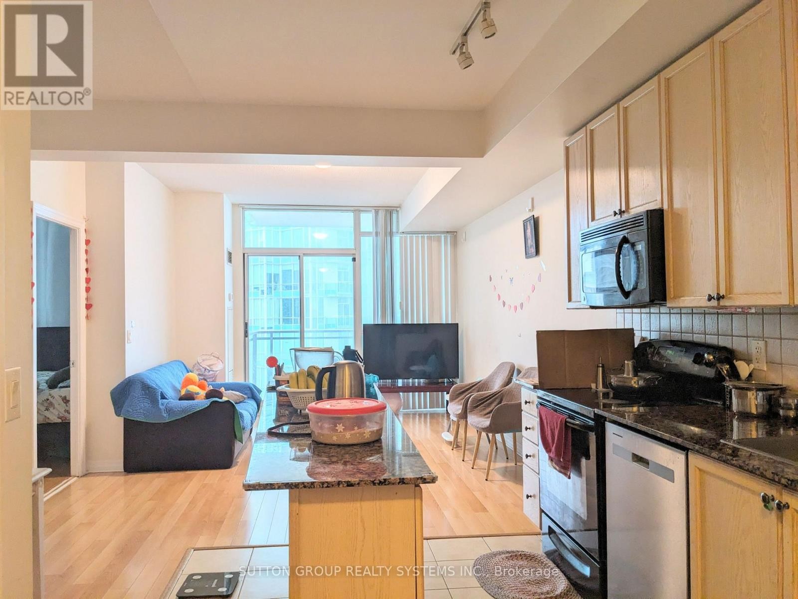 












2003 - 225 WEBB DRIVE

,
Mississauga (City Centre),




Ontario
L5B4P2

