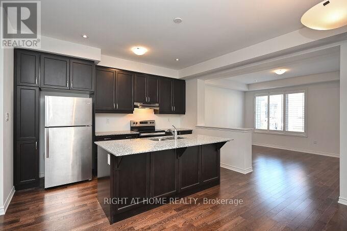 












5174 ZIONKATE LANE

,
Mississauga (Churchill Meadows),




Ontario
L5M2S8

