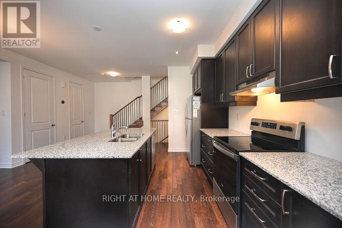 












5174 ZIONKATE LANE

,
Mississauga (Churchill Meadows),




Ontario
L5M2S8

