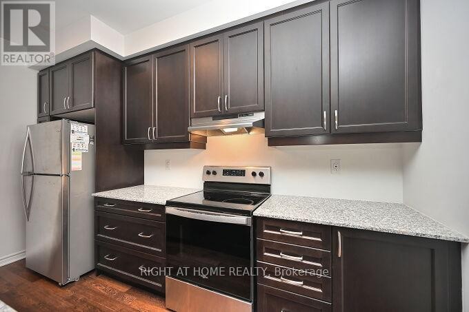 












5174 ZIONKATE LANE

,
Mississauga (Churchill Meadows),




Ontario
L5M2S8

