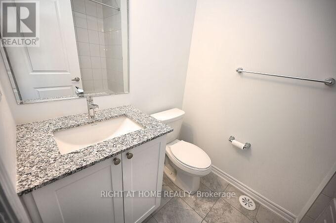 












5174 ZIONKATE LANE

,
Mississauga (Churchill Meadows),




Ontario
L5M2S8

