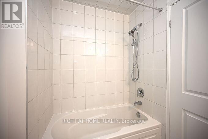 












5174 ZIONKATE LANE

,
Mississauga (Churchill Meadows),




Ontario
L5M2S8

