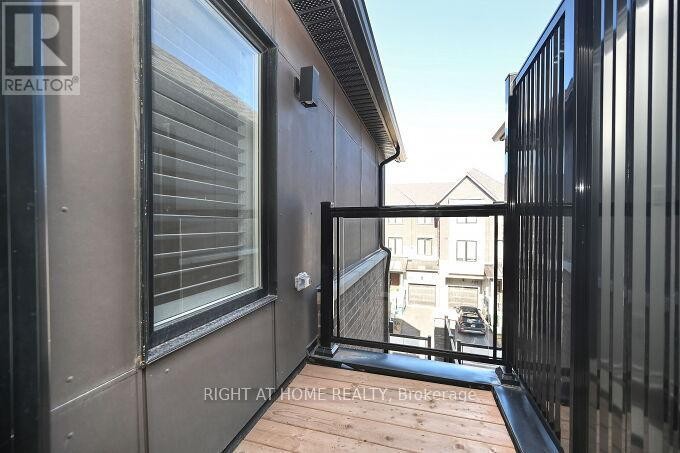 












5174 ZIONKATE LANE

,
Mississauga (Churchill Meadows),




Ontario
L5M2S8

