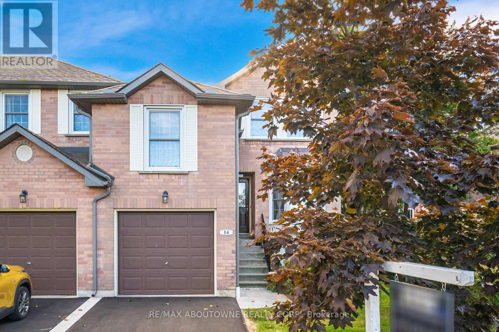 












14 - 2935 HEADON FOREST DRIVE

,
Burlington (Headon),




Ontario
L7M3Z7

