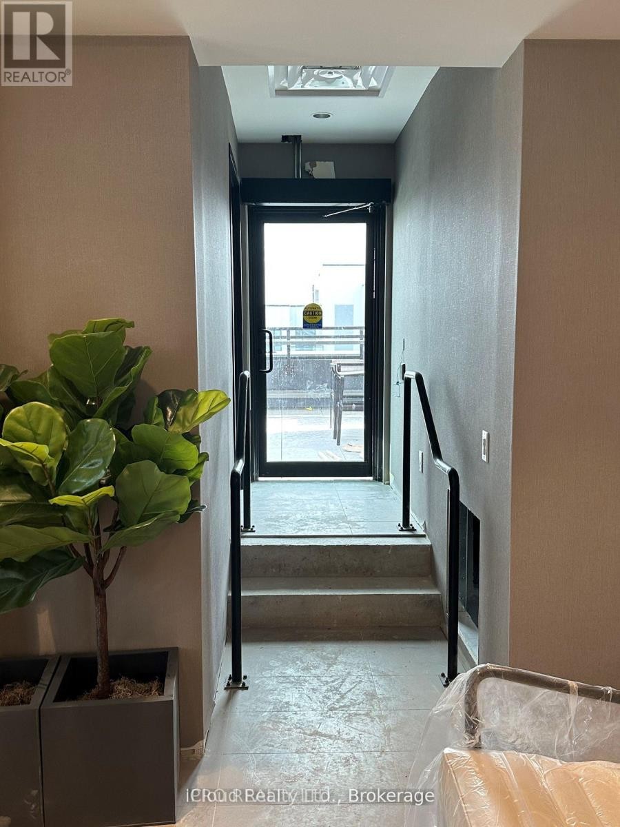 












103 - 460 GORDON KRANTZ AVENUE

,
Milton (Walker),




Ontario
L9E1Z2

