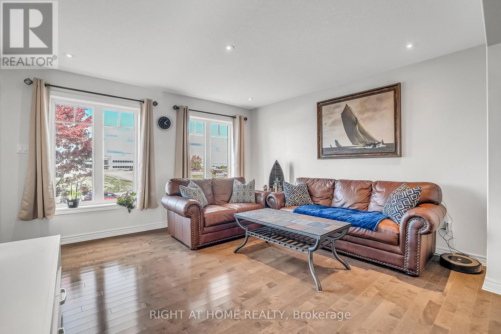 












88 WINTERTON COURT N

,
Orangeville,




Ontario
L9W6Z7


