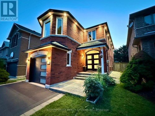 
															
													
													
													2029 WESTMOUNT DRIVE
													
												
												Oakville (WM Westmount),
												Ontario 