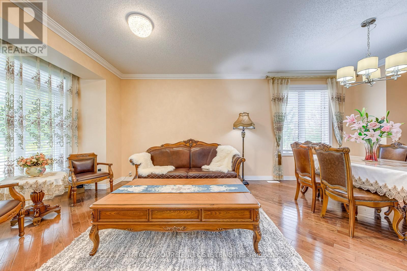 












2207 KWINTER ROAD

,
Oakville (WM Westmount),




Ontario
L6M0G1

