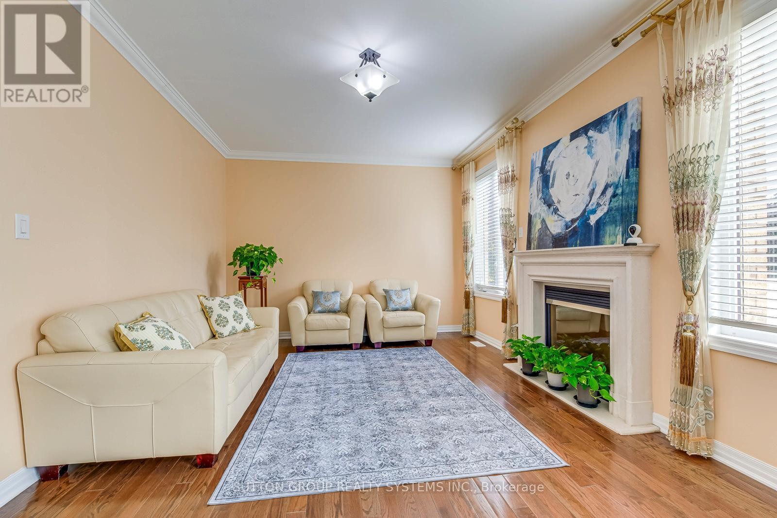 












2207 KWINTER ROAD

,
Oakville (WM Westmount),




Ontario
L6M0G1

